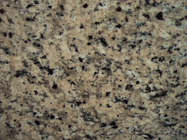 Granito Amarelo Santa Cecília